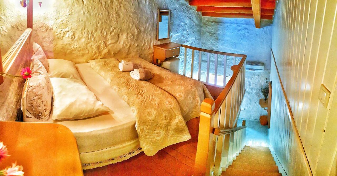 Lilyum Alacati - Tas Ev Exterior foto