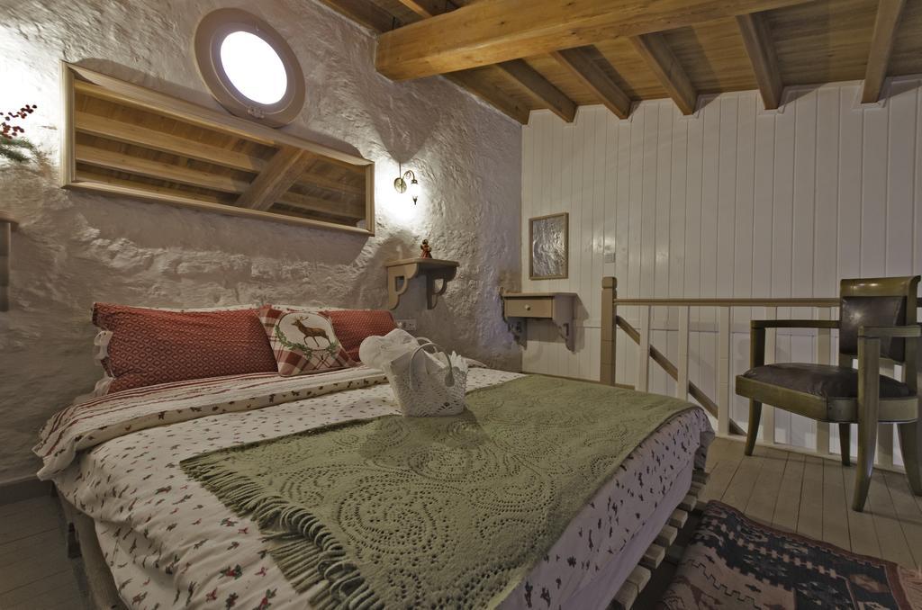 Lilyum Alacati - Tas Ev Exterior foto