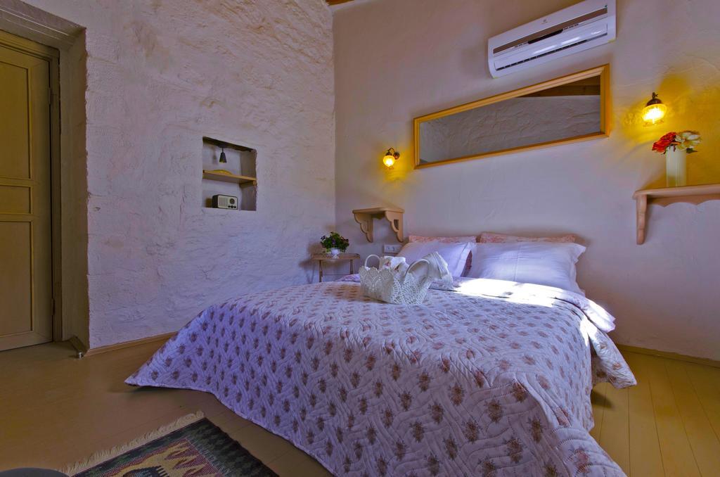 Lilyum Alacati - Tas Ev Exterior foto