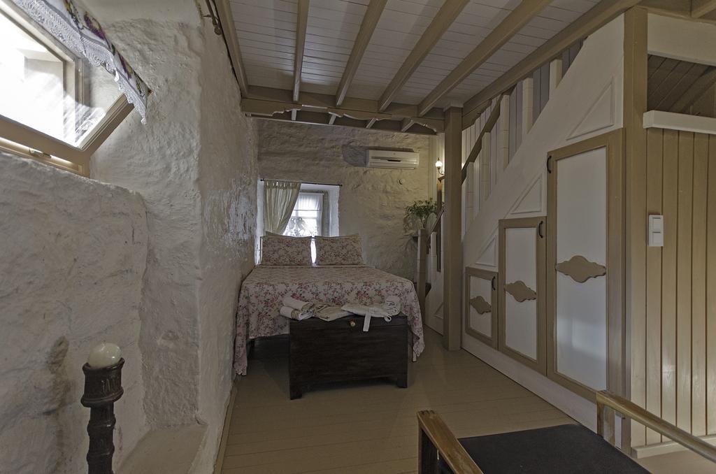Lilyum Alacati - Tas Ev Exterior foto
