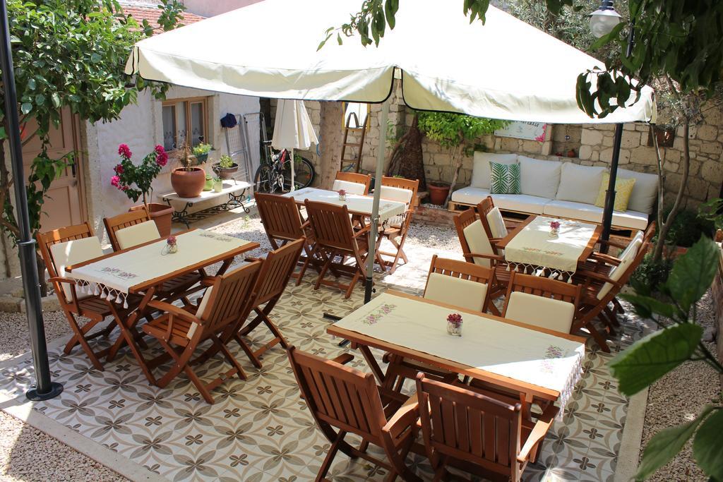 Lilyum Alacati - Tas Ev Exterior foto