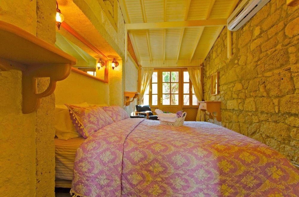 Lilyum Alacati - Tas Ev Exterior foto